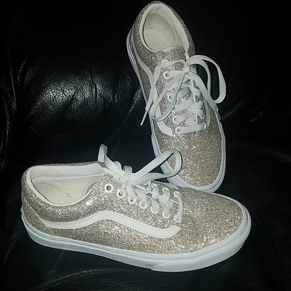 low top glitter vans